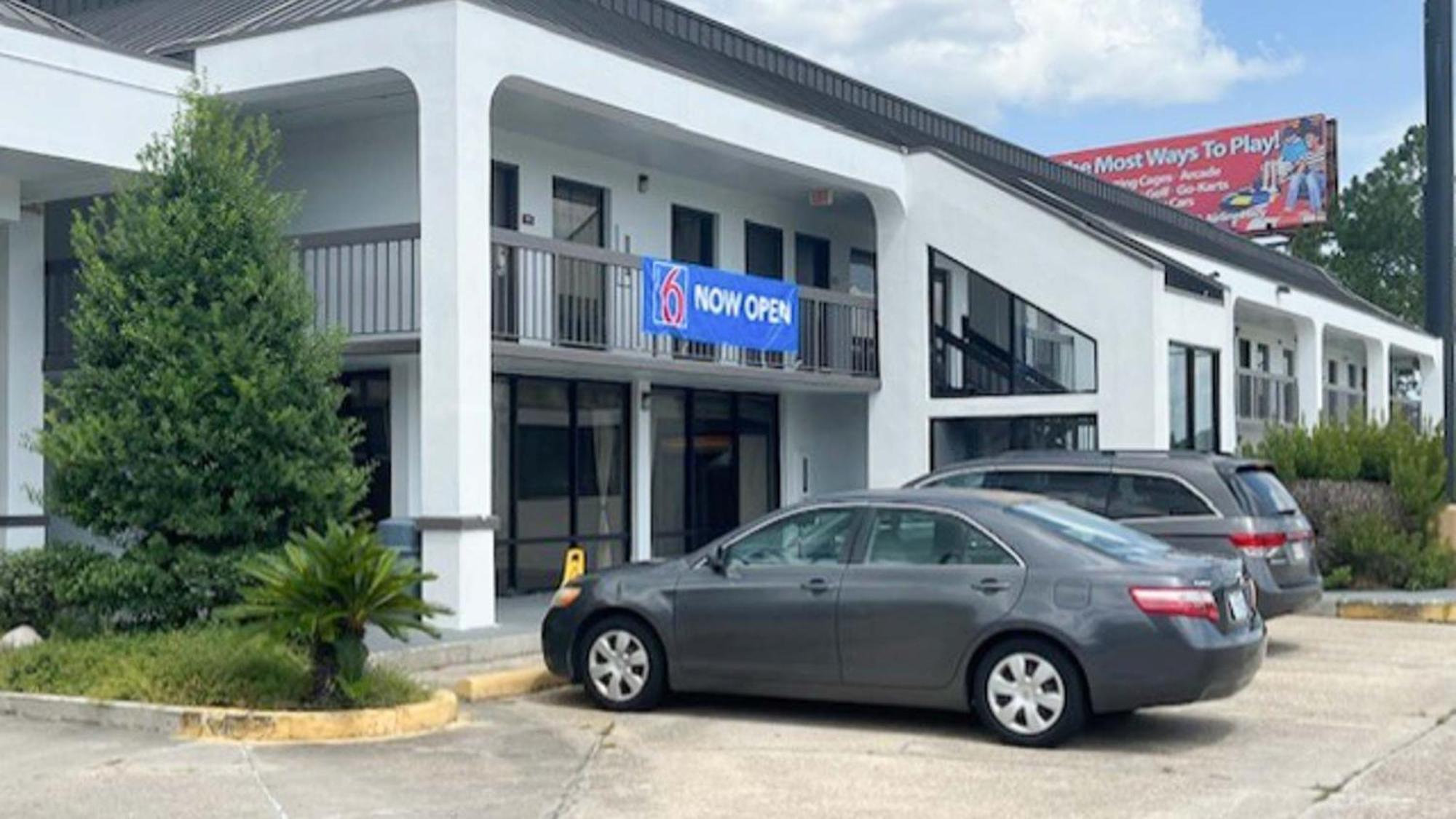 Motel 6 Baton Rouge East, La I12 ภายนอก รูปภาพ